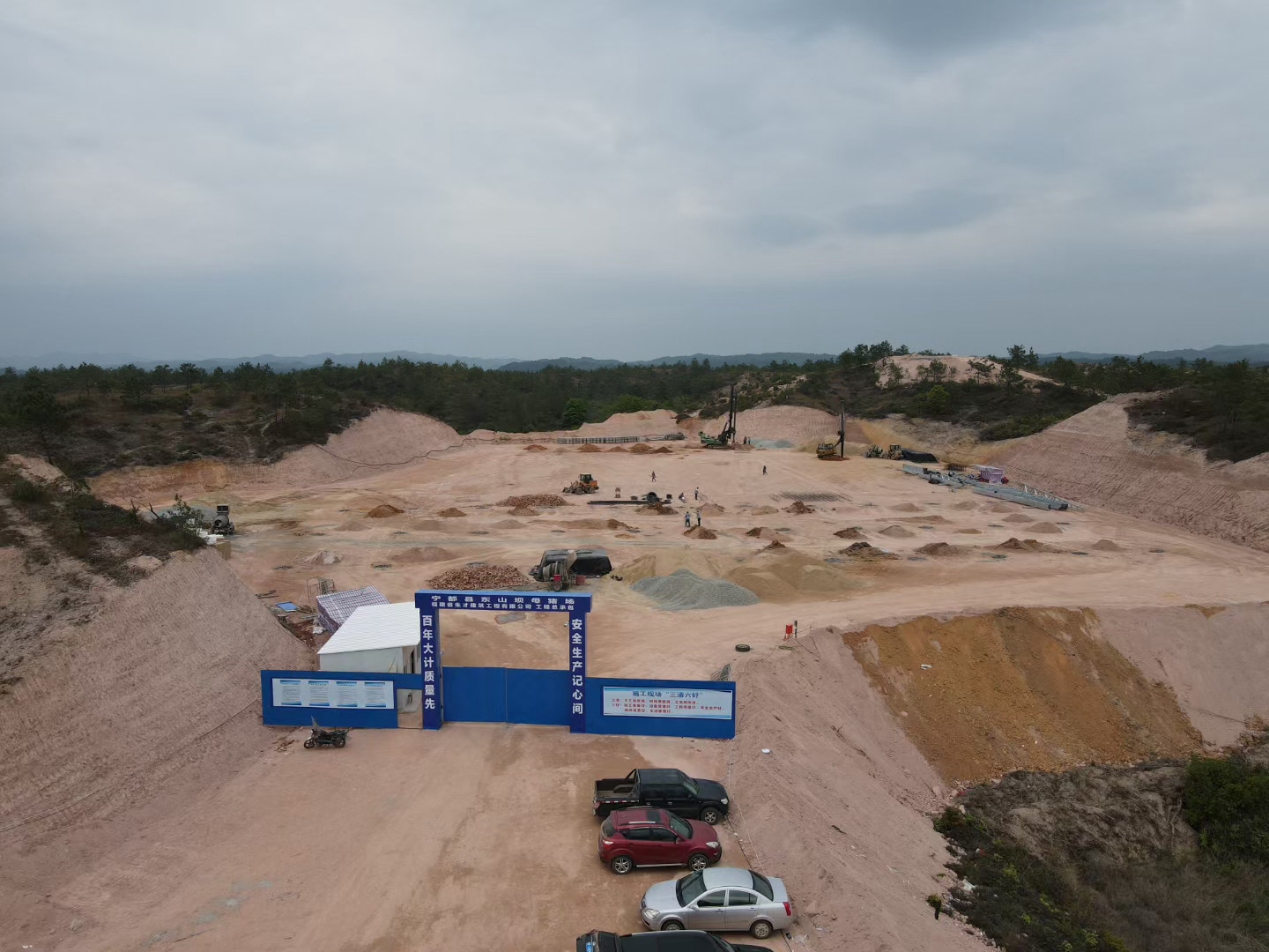 江西宁都县东山坝母猪场